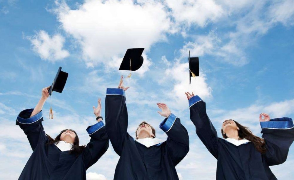 鼎博app官方下载