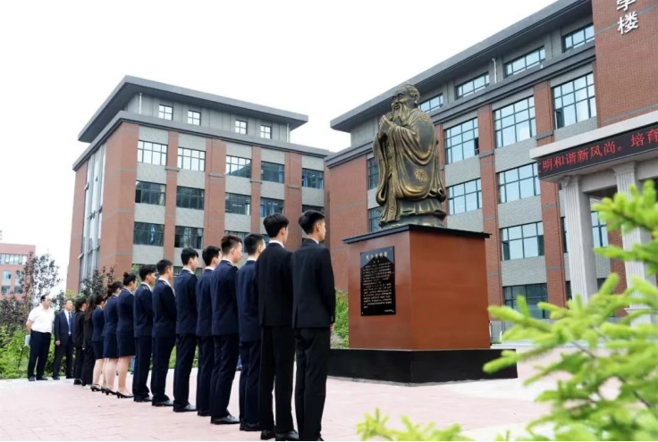 鼎博app官方下载