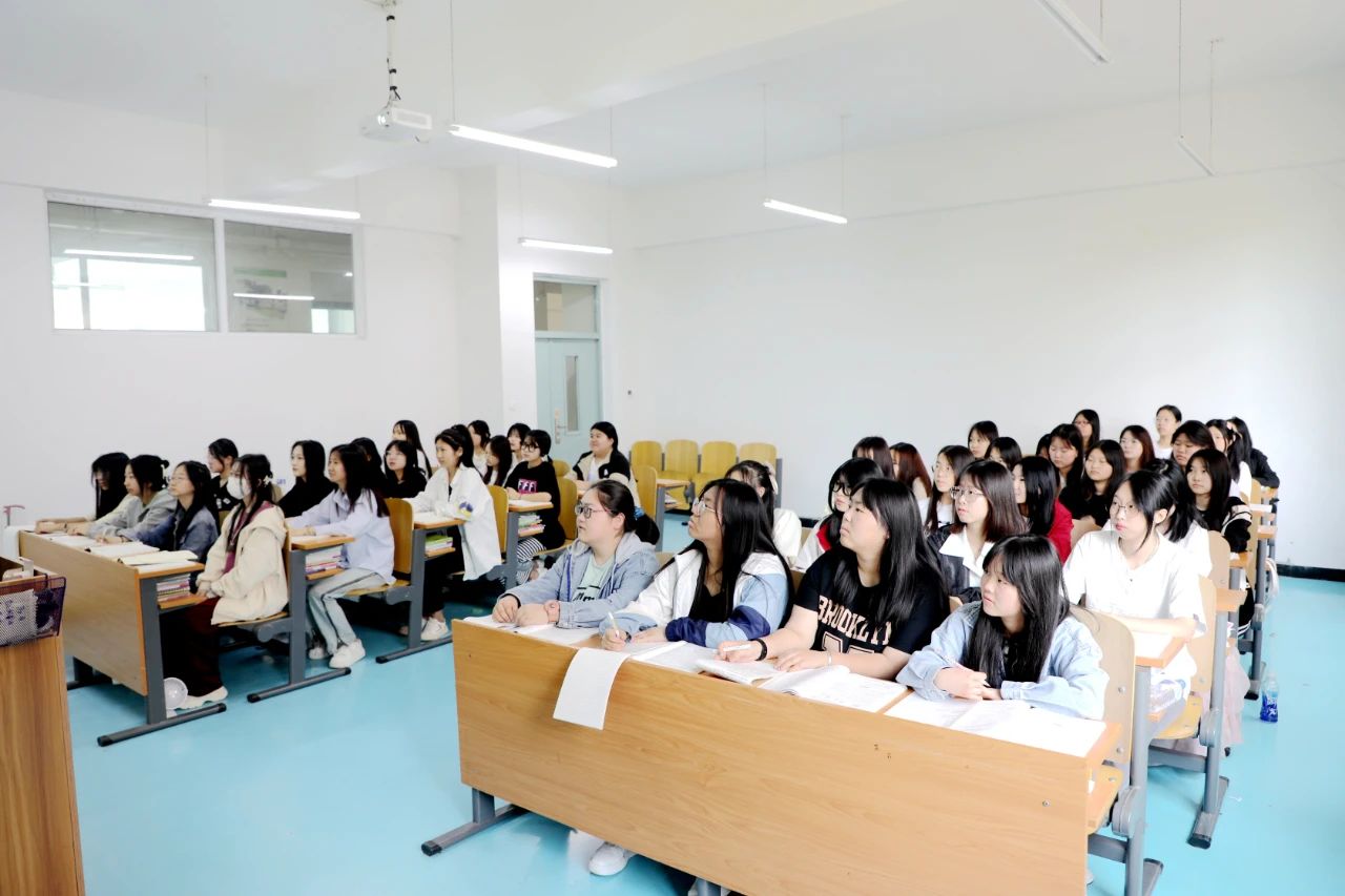 1684915853323239.jpg 1684915853323239.jpg