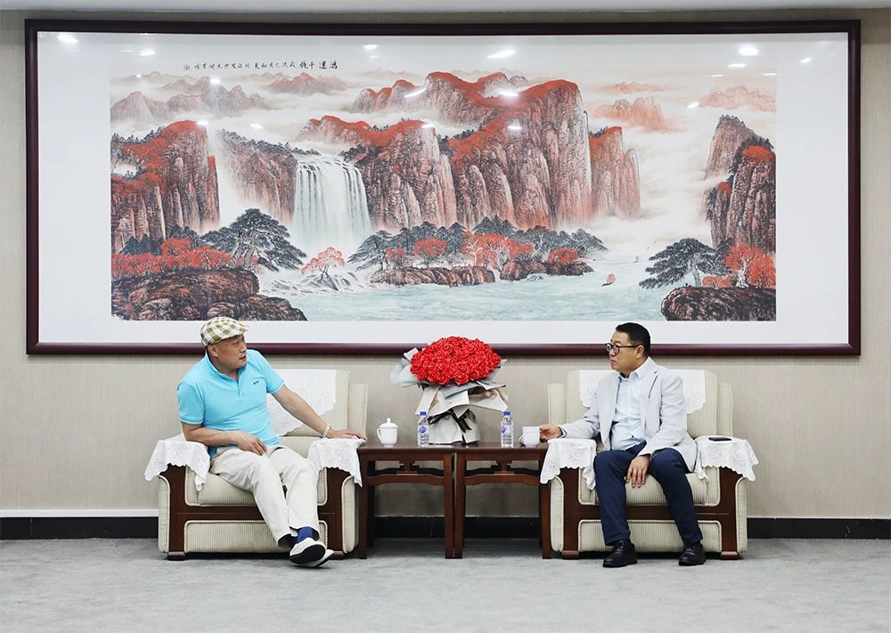 1686877196189614.jpg 1686877196189614.jpg