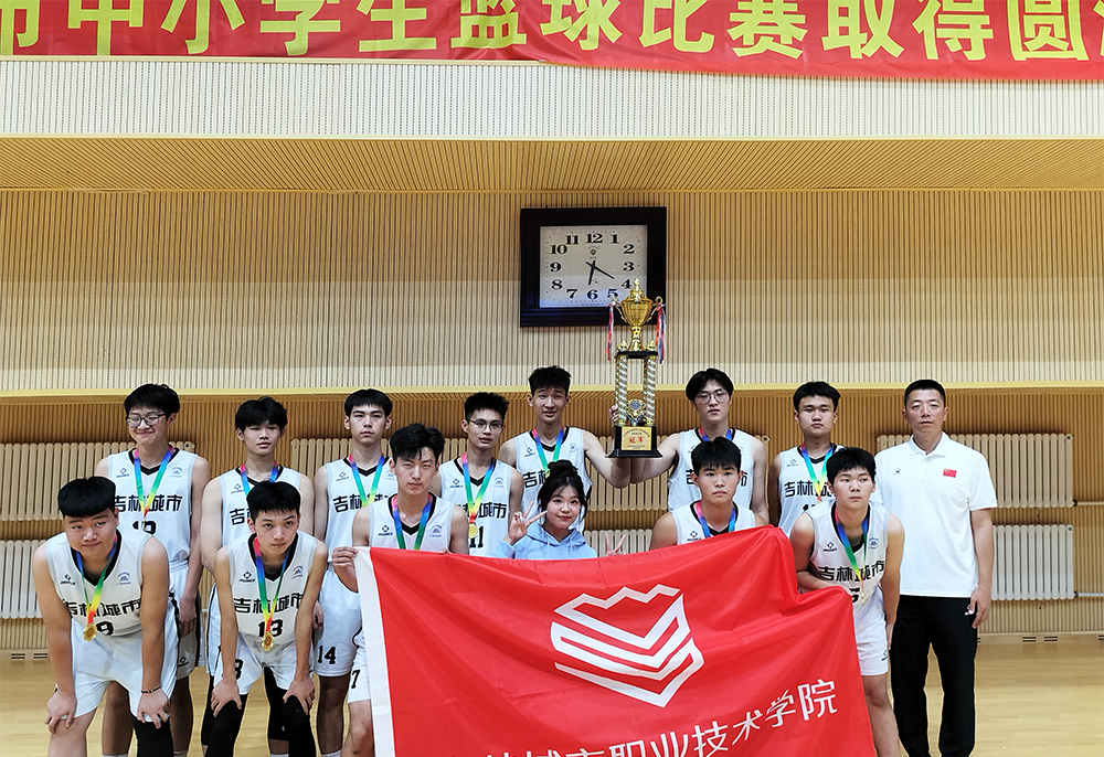 1695631376830138.jpg 1695631376830138.jpg