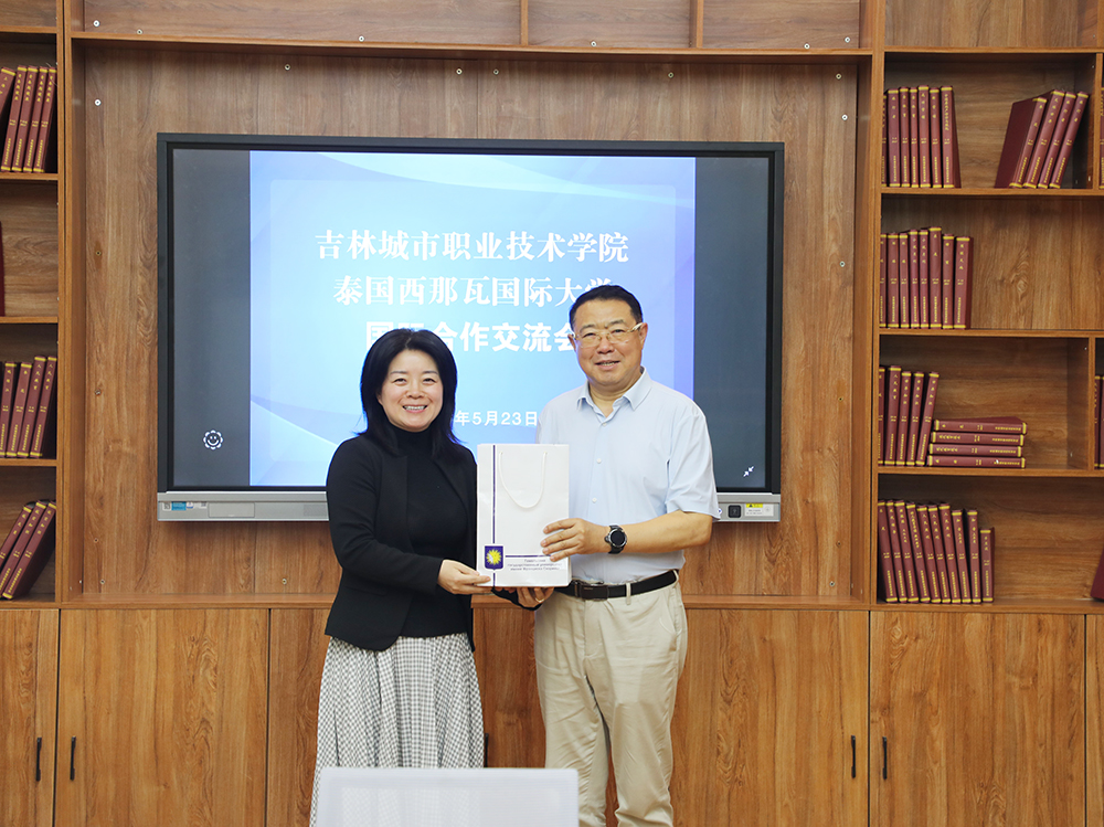 1716532914166086.jpg 1716532914166086.jpg